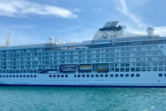 Exploring the World in Style: Luxury Cruise Travel Experiences for International Vacation Adventures